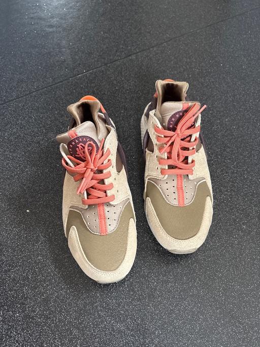 Buy & Sell Brent Park North West London - Photos for Trainers