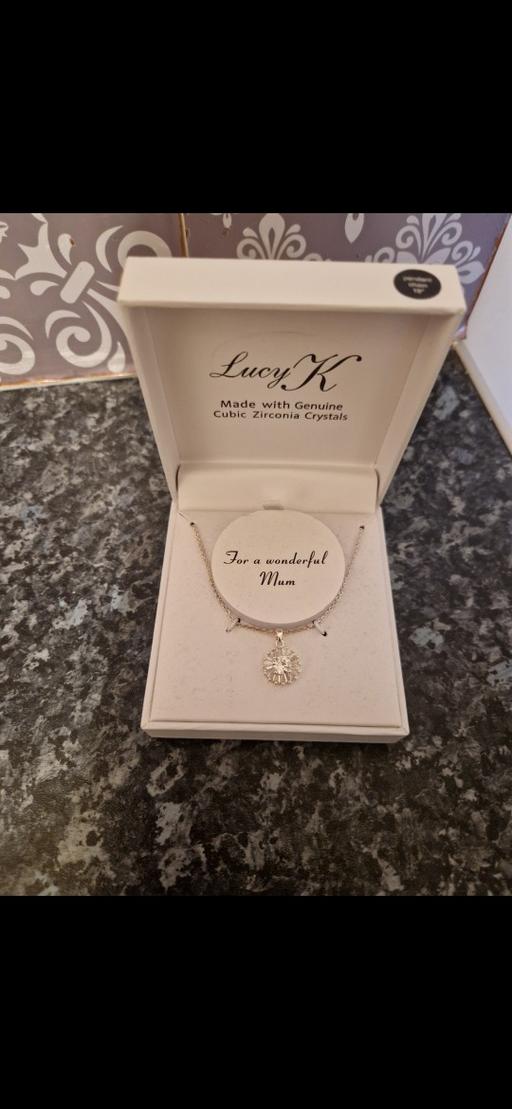 Buy & Sell Aylestone Leicester - Photos for brand new necklace with genuine cubic zirconi