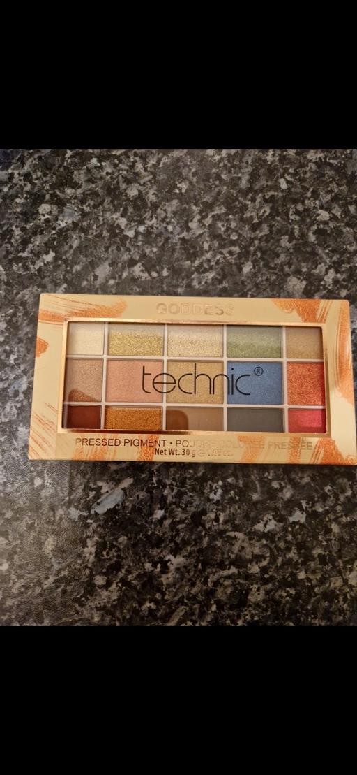 Buy & Sell Aylestone Leicester - Photos for brand new large technic eyeshadow pallet