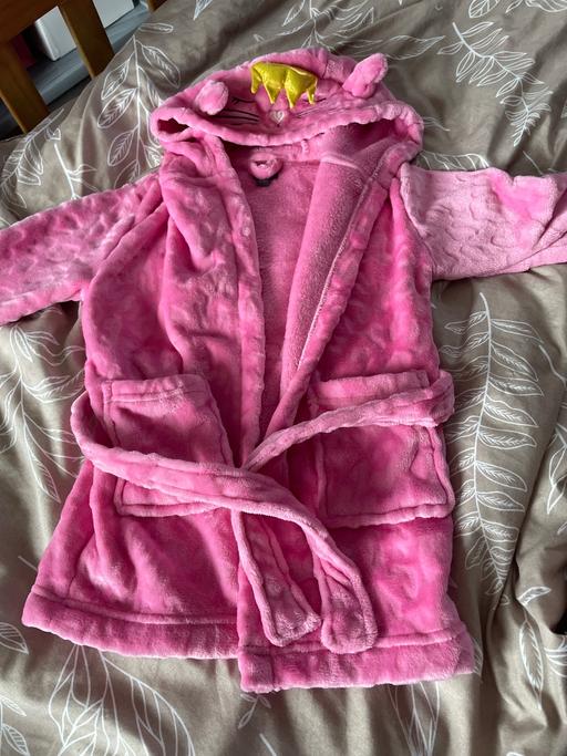 Buy & Sell Rowley Village Sandwell - Photos for Girls age 2-3 years dressing gown