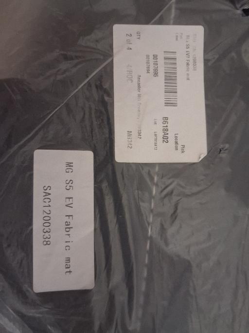 Vehicles Bickley South East London - Photos for GRENUINE MGS5ev Mats whole set of 4