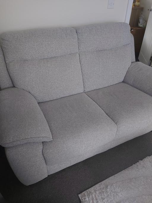 Buy & Sell Catshill Bromsgrove - Photos for 2str Sofa static 2 Recliners electric
