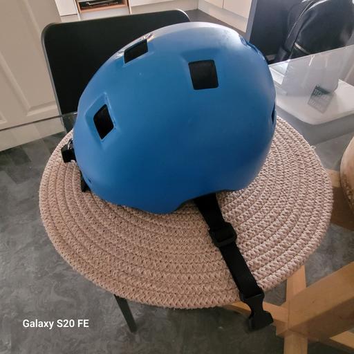 Buy & Sell Civic Centre Manchester - Photos for helmet