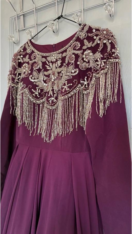Buy & Sell Blackburn Blackburn with Darwen - Photos for Heavy Purple Party Gown