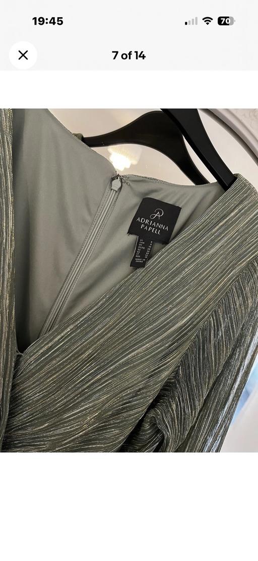 Buy & Sell Highbury North London - Photos for Adrianna Papell Green Metallic Mesh