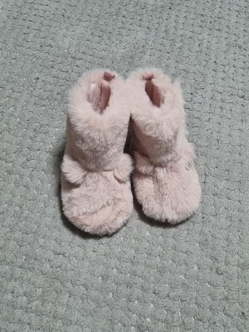 Buy & Sell Grafton Street Industrial Estate West Northamptonshire - Photos for New baby shoes