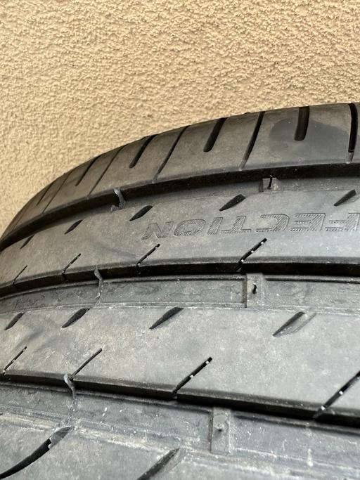 Vehicles Edgbaston Birmingham - Photos for Tyre 255 30 R19