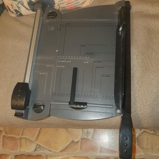 Buy & Sell Pensnett Dudley - Photos for Paper Guillotine & Cutter , All Sizes , Good