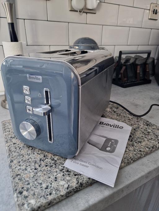 Buy & Sell Scholes Rotherham - Photos for Grey & Silver Breville toaster