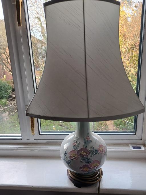 Buy & Sell Stanmore Harrow - Photos for Table lamp