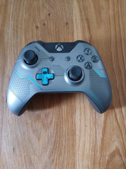 Buy & Sell Upper Gornal Dudley - Photos for xbox one controller