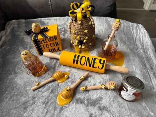 Buy & Sell Golds Hill Sandwell - Photos for Honey decorations