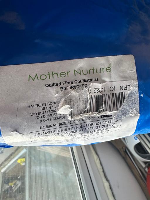 Buy & Sell Sheffield Sheffield - Photos for Mother Nature quilted fiber cot mattress