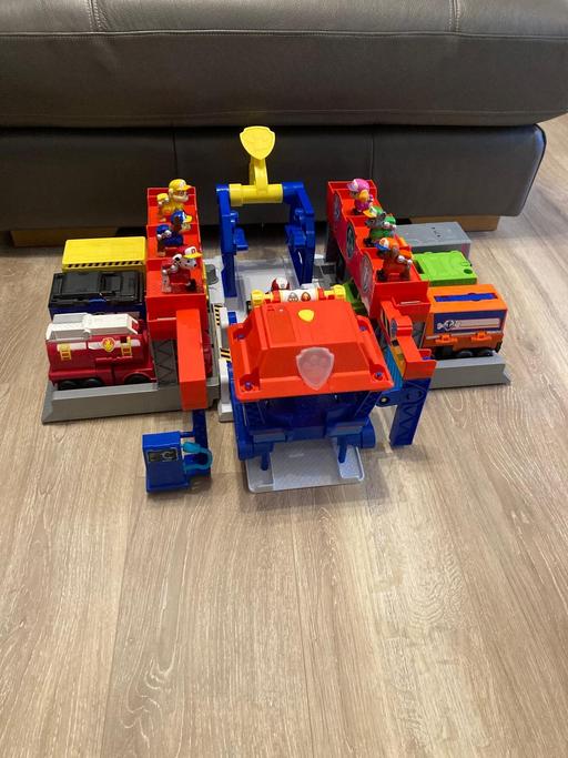 Buy & Sell Kingswinford Dudley - Photos for Paw Patrol Big Trucks HQ with all trucks