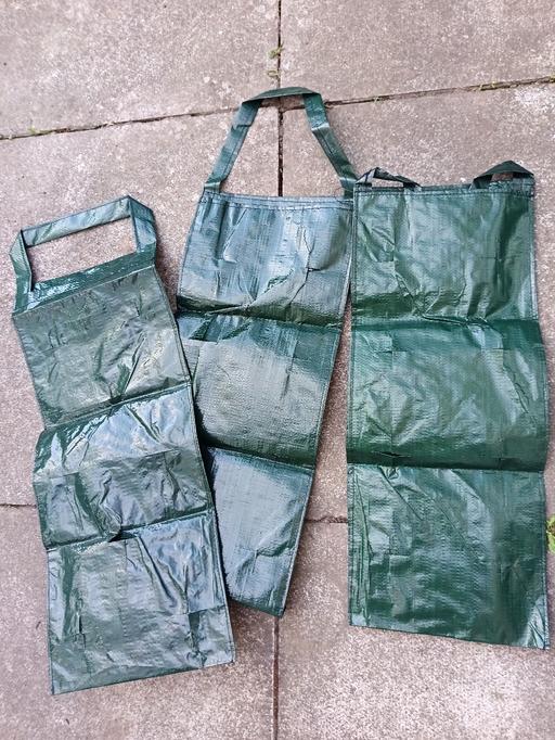 Buy & Sell Peckham South East London - Photos for X3 hanging strawberry planters new