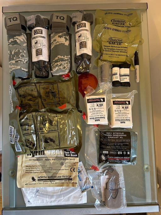 Buy & Sell Huntingdon Huntingdonshire - Photos for U.S. Army first aid kit (JFAK)