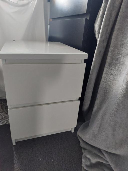 Buy & Sell Woolwich South East London - Photos for Bedside 2 drawer