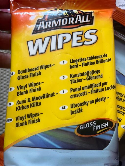Buy & Sell Wednesfield Wolverhampton - Photos for New car dashboard gloss wipes 2£ each lots