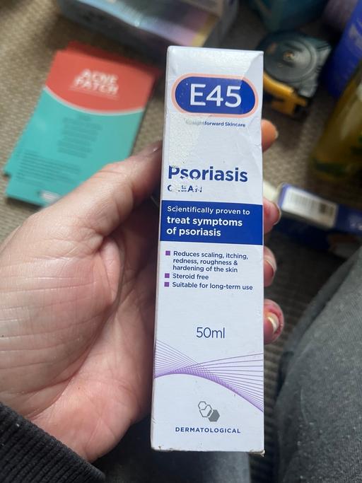 Buy & Sell Wednesfield Wolverhampton - Photos for New cream 2£ a few