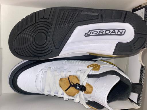 Buy & Sell Wollaton Nottingham - Photos for Jordan Spizike Low White & Gold