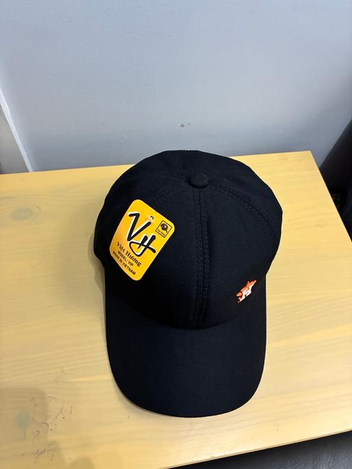 Buy & Sell - Photos for Brand new cap