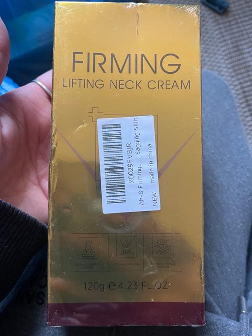 Buy & Sell Wednesfield Wolverhampton - Photos for Lift cream neck