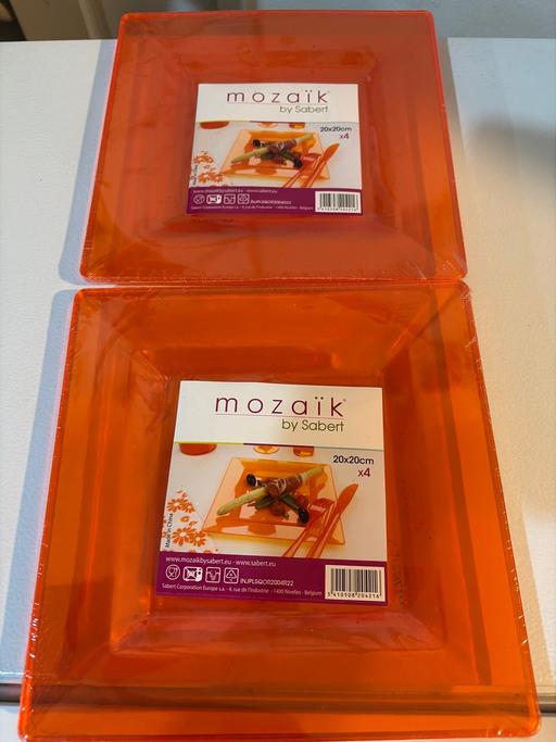 Buy & Sell Saltley Birmingham - Photos for Plastic plates x8