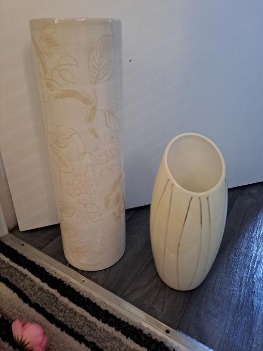 Buy & Sell Heeley Sheffield - Photos for 2x vase