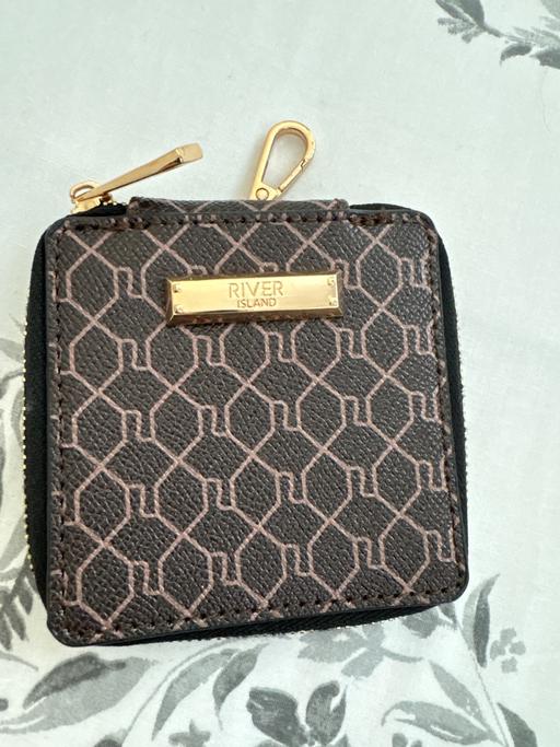 Buy & Sell Park Hill Sheffield - Photos for Purse