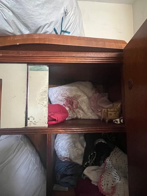 Buy & Sell Cubitt Town East London - Photos for Vintage wardrobe