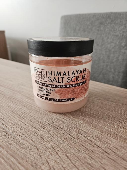 Buy & Sell Newton Doncaster - Photos for Large tub of body scrub..NEW