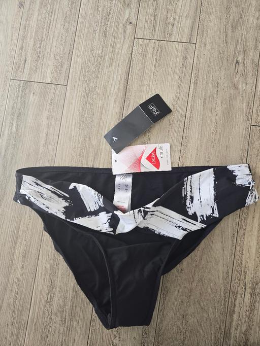 Buy & Sell Oldbury Sandwell - Photos for F&F black/white bikini 👙 bottom uk12 bnwt