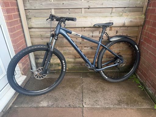 Buy & Sell Stockland Green Birmingham - Photos for Voodoo Braag 18” (M) Frame 29” Wheels Blue