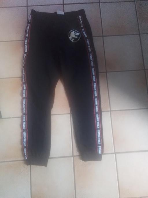 Buy & Sell Little Aston Lichfield - Photos for JURASSIC WORLD SHORTS