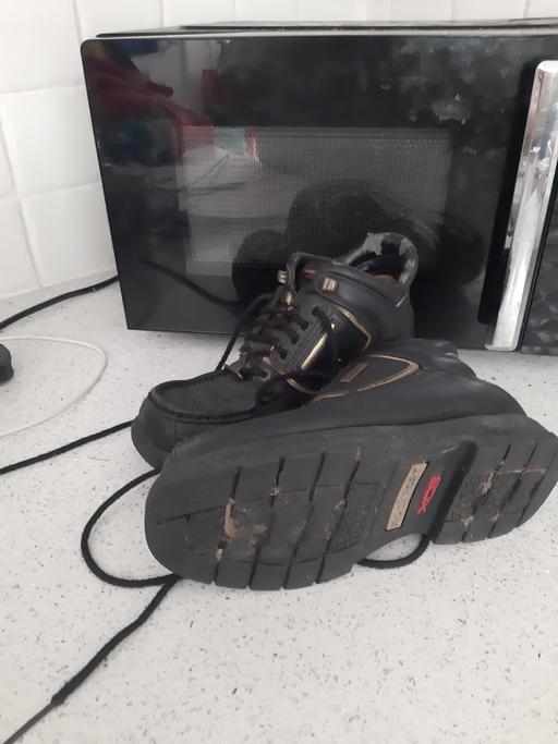 Buy & Sell South Hylton Sunderland - Photos for bargain size 3