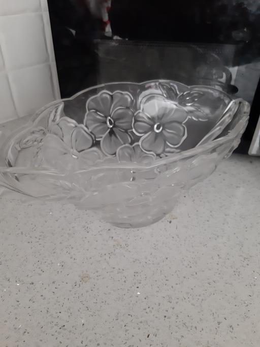 Buy & Sell South Hylton Sunderland - Photos for heavy glass dec