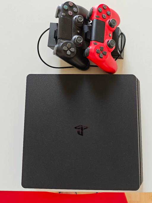 Buy & Sell Croydon Croydon - Photos for Playstation 4 Console,2 Console,7 Games