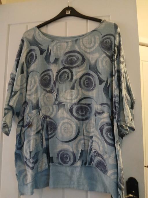 Buy & Sell Oxley Wolverhampton - Photos for Italian top great on one size