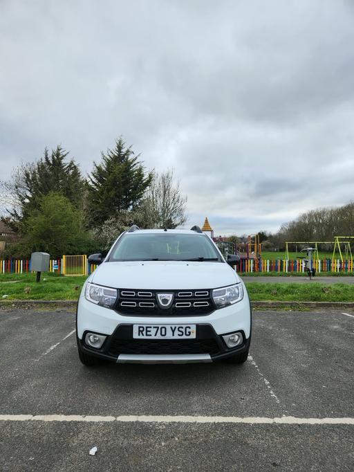 Vehicles Southall Ealing - Photos for 2020 Dacia Sandero Stepway Special Edition