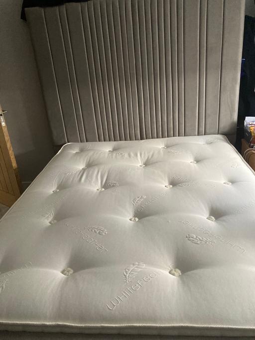 Buy & Sell Dewsbury Kirklees - Photos for King size luxury bed frame with mattress