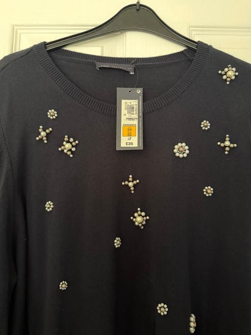 Buy & Sell Lambeth South East London - Photos for M&S jumper
