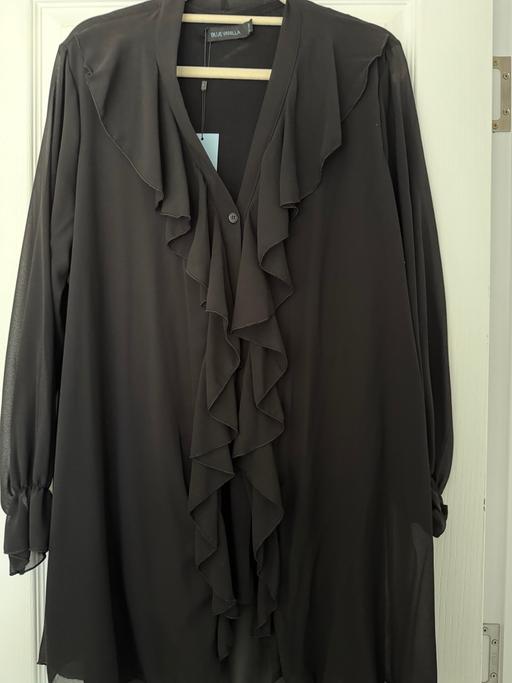 Buy & Sell Crowthorne Bracknell Forest - Photos for S-m black shirt