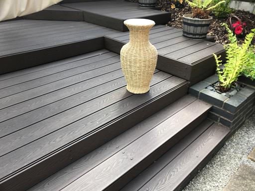 Buy & Sell Middlewich Cheshire East - Photos for White wicker vase