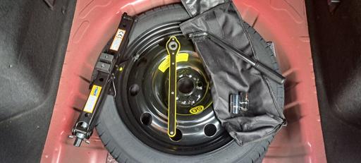 Vehicles Dudley Port Sandwell - Photos for MG ZS 17INCH rim Space Saver Wheel