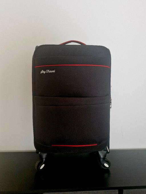 Buy & Sell Braunstone Leicester - Photos for Suitcase