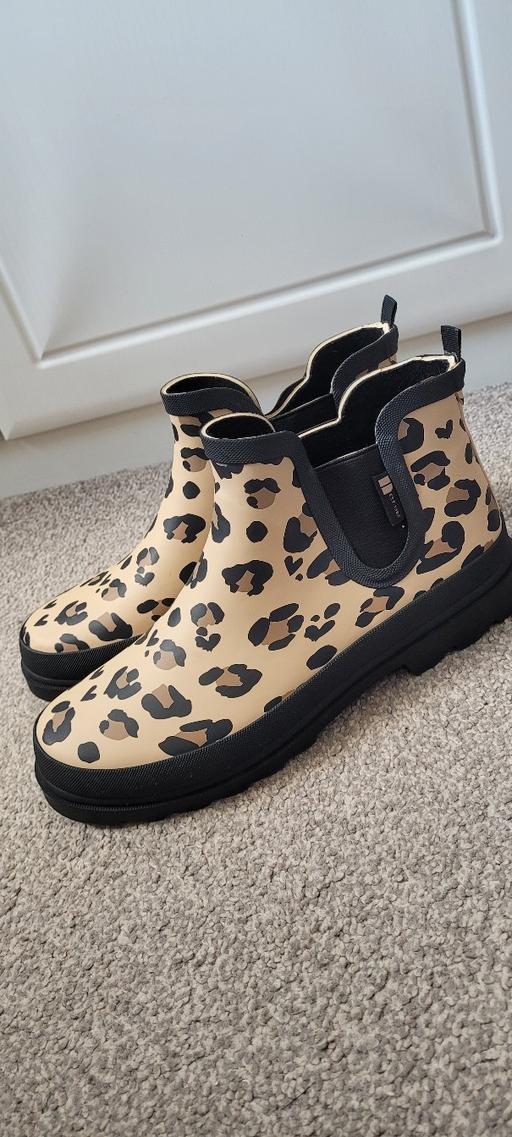Buy & Sell Great Houghton Barnsley - Photos for Next animal print ankle wellies
