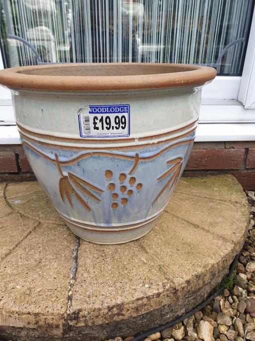Buy & Sell Kings Norton Birmingham - Photos for Terracotta large plant pot