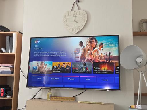 Buy & Sell Thornton Heath Croydon - Photos for Hisense 50 Inch Smart 4K Ultra HD LED TV