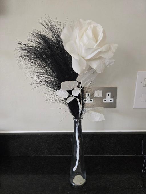 Buy & Sell Oldbury Sandwell - Photos for Wilko vase flower ornament