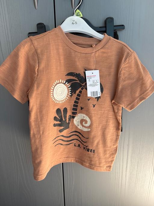 Buy & Sell Tottington Bury - Photos for Brand new with tags F&F t-shirt and shorts